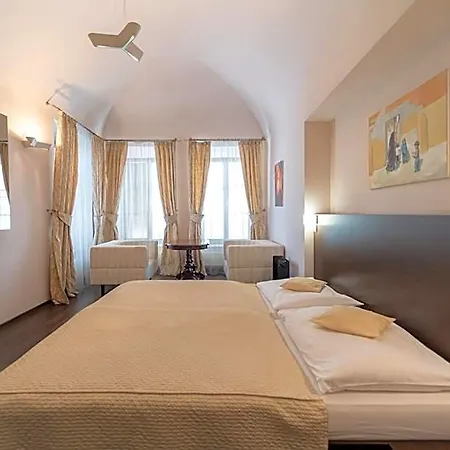 Boutique Zlaty Dukat 4* 코시체
