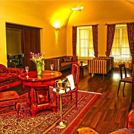 Boutique Zlaty Dukat 호텔